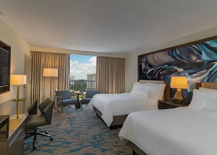 Tradition Queen Room Hearing accessible